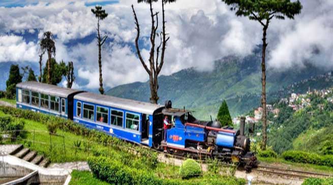 यूनेस्को से दार्जिलिंग हिमालयन रेलवे का करार
