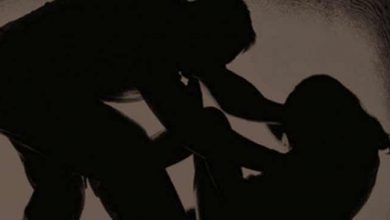असम-16 वर्षीय किशोरी से 50 साल के पड़ोसी ने किया बलात्कार