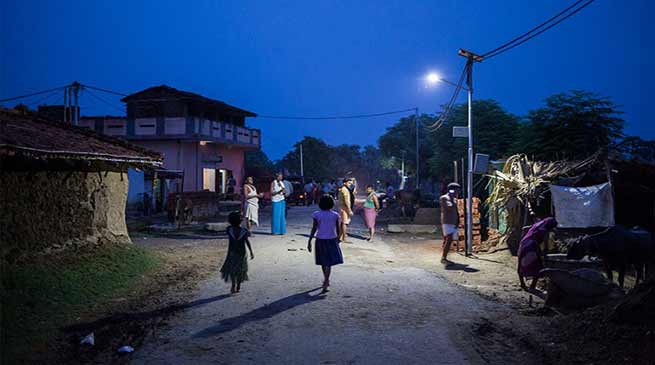 मोदी सरकार का चमत्कार, देश के हर गाँव तक पहुँची बिजली