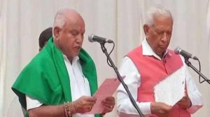 बीएस येदियुरप्पा बने कर्नाटक के मुख्यमंत्री, बहुमत साबित करना बड़ी चुनौती