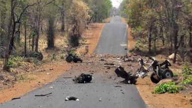 महाराष्ट्र के  गढ़चिरौली में नक्सली हमला, 15 जवान शहीद