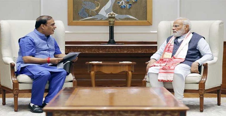 असम के मुख्यमंत्री ने प्रधानमंत्री मोदी को राज्य मे आई बाढ़ की स्थिति से अवगत कराया