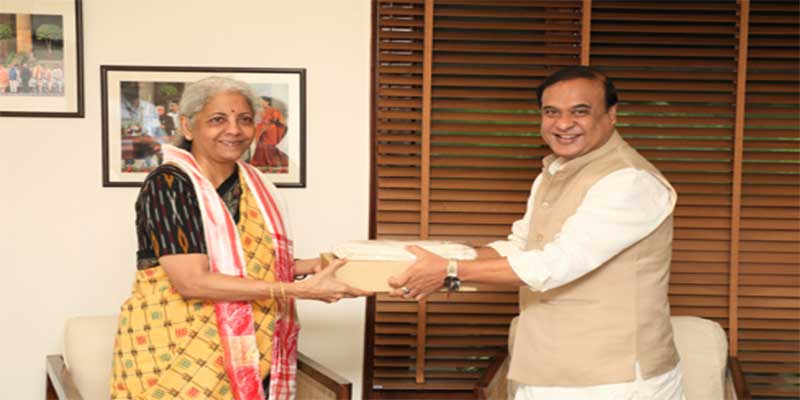 असम के मुख्यमंत्री हिमन्त बिसवा सरमा ने केंद्रीय वित्त मंत्री से मुलाकात की