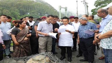 सिक्किम: मुख्य मंत्री पीएस गोले ने जोरेथांग में बाढ़ प्रभावित इलाकों का दौरा किया