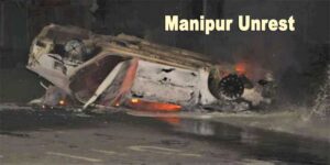 मणिपुर हिंसा: भीड़ ने आईपीएस अधिकारी की गाड़ी में लगाई आग, 30 गिरफ्तार