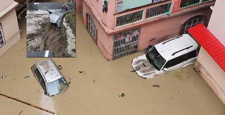 सिक्किम में बाढ़ से भारी तबाही, 11 लोगों की मौत, 120 लापता,  बांध, सड़कें और पुल बहे